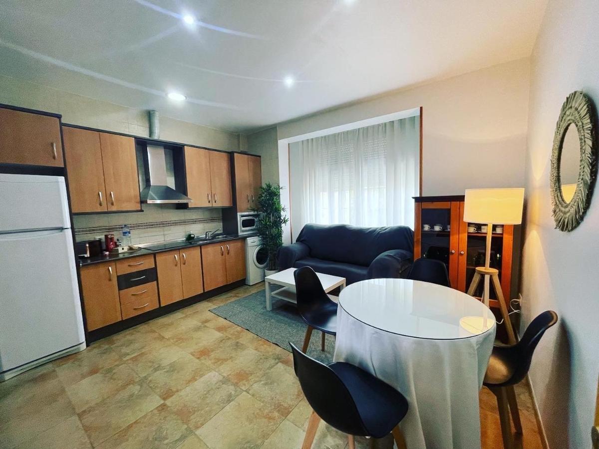 Apartamentos Colon Pondos 리나레스 외부 사진